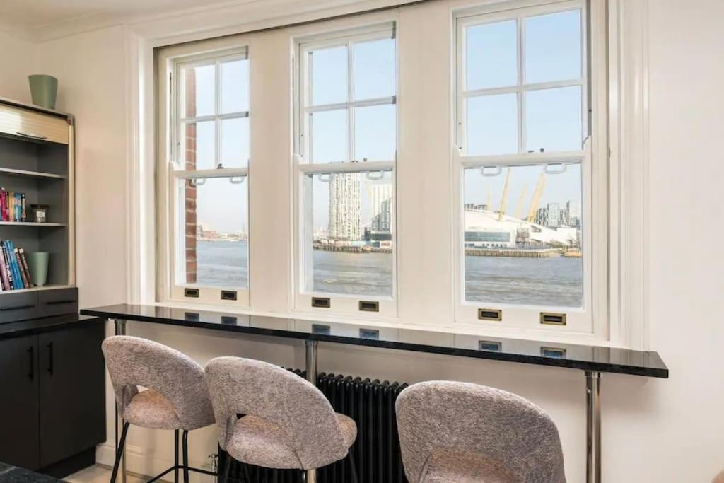 3 X Bedroom Riverside Flat With Hot Tub On Roof Terrace ロンドン エクステリア 写真