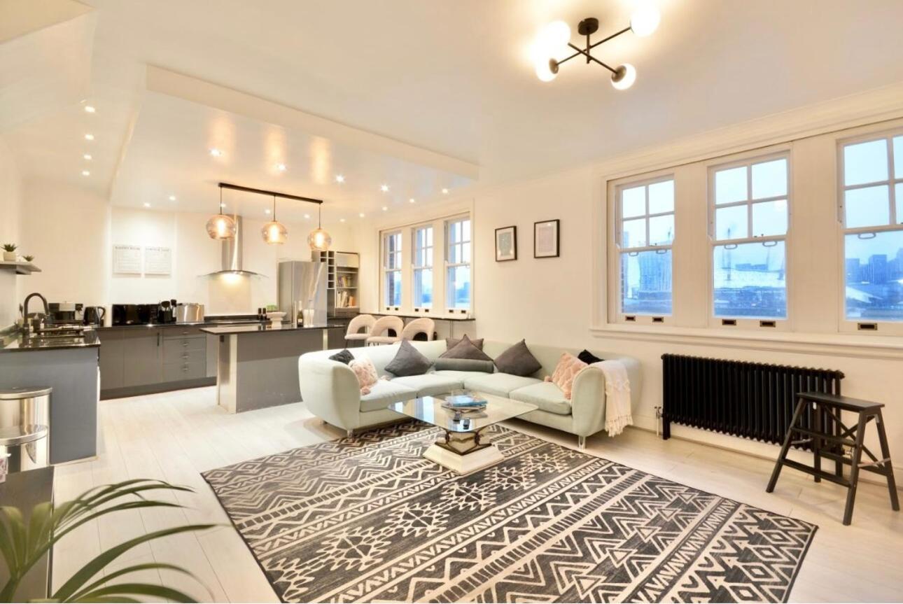 3 X Bedroom Riverside Flat With Hot Tub On Roof Terrace ロンドン エクステリア 写真