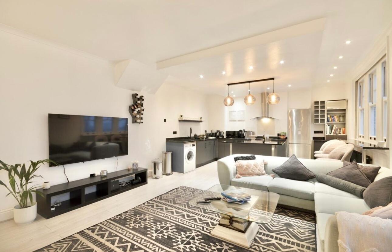 3 X Bedroom Riverside Flat With Hot Tub On Roof Terrace ロンドン エクステリア 写真
