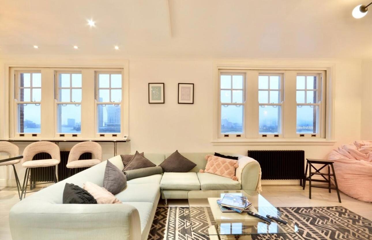 3 X Bedroom Riverside Flat With Hot Tub On Roof Terrace ロンドン エクステリア 写真