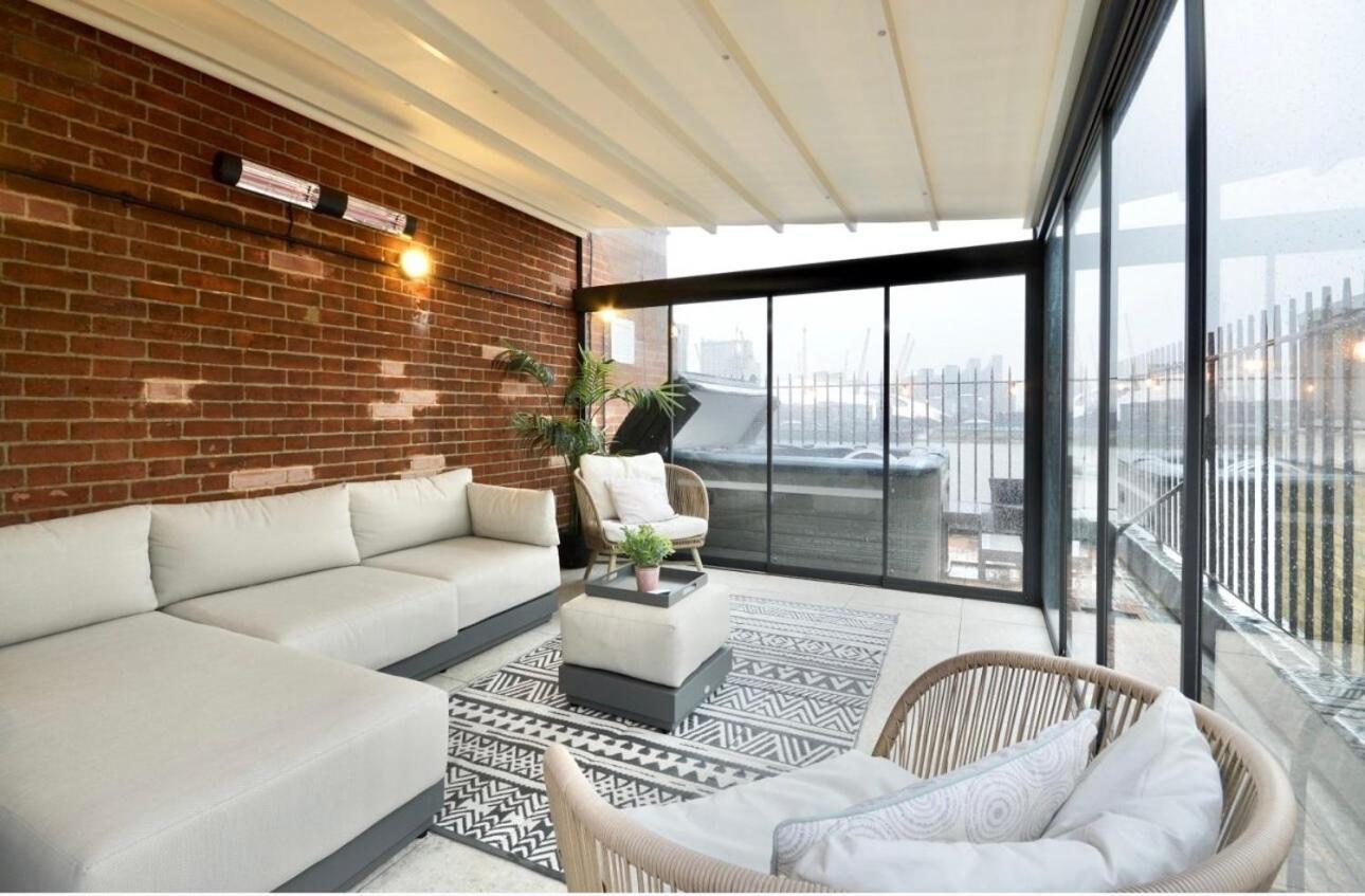 3 X Bedroom Riverside Flat With Hot Tub On Roof Terrace ロンドン エクステリア 写真